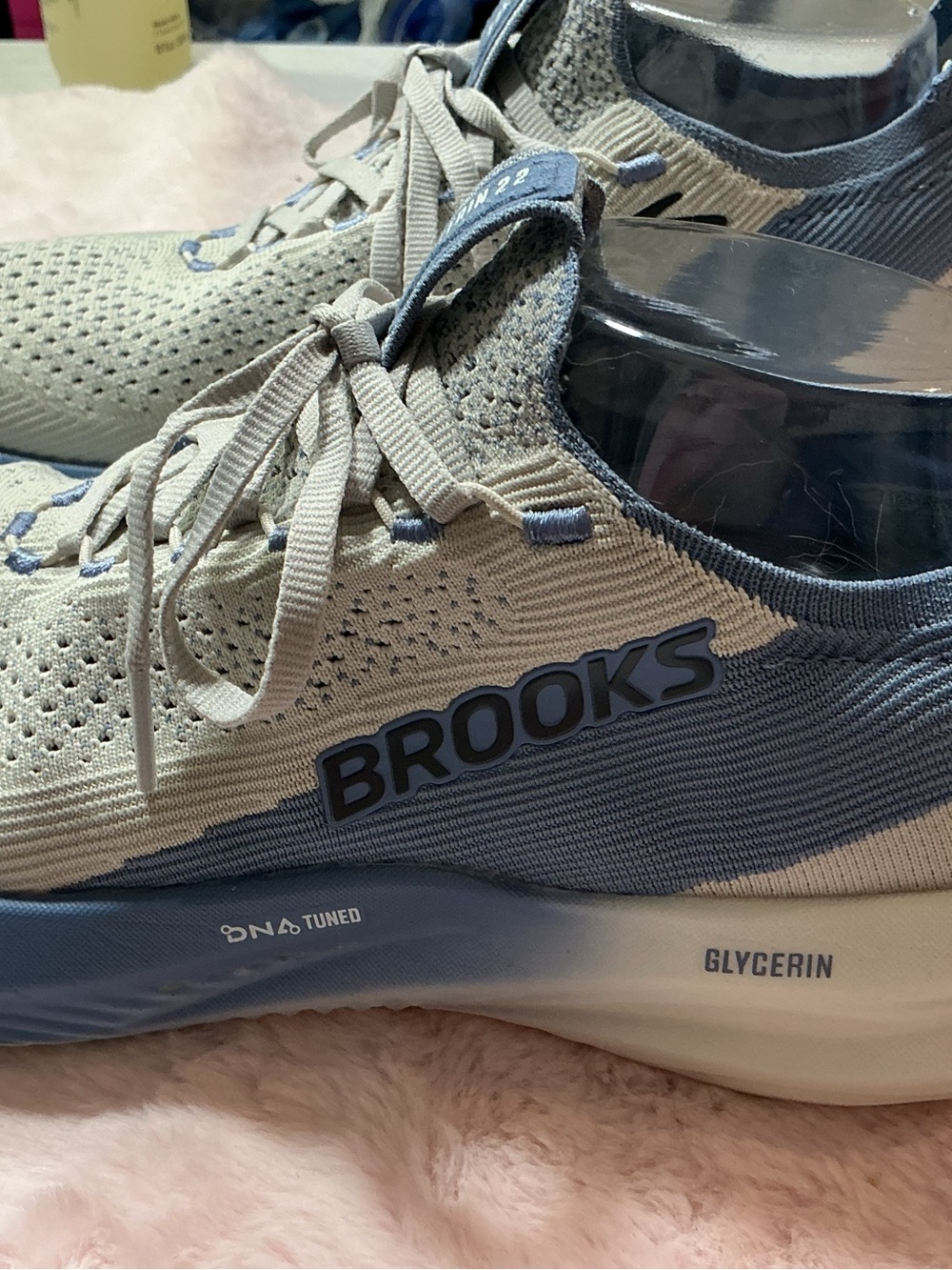 Brooks Men’s Runware Knit Sneakers - Light Gray & Blue 155 - Picture 3 of 8